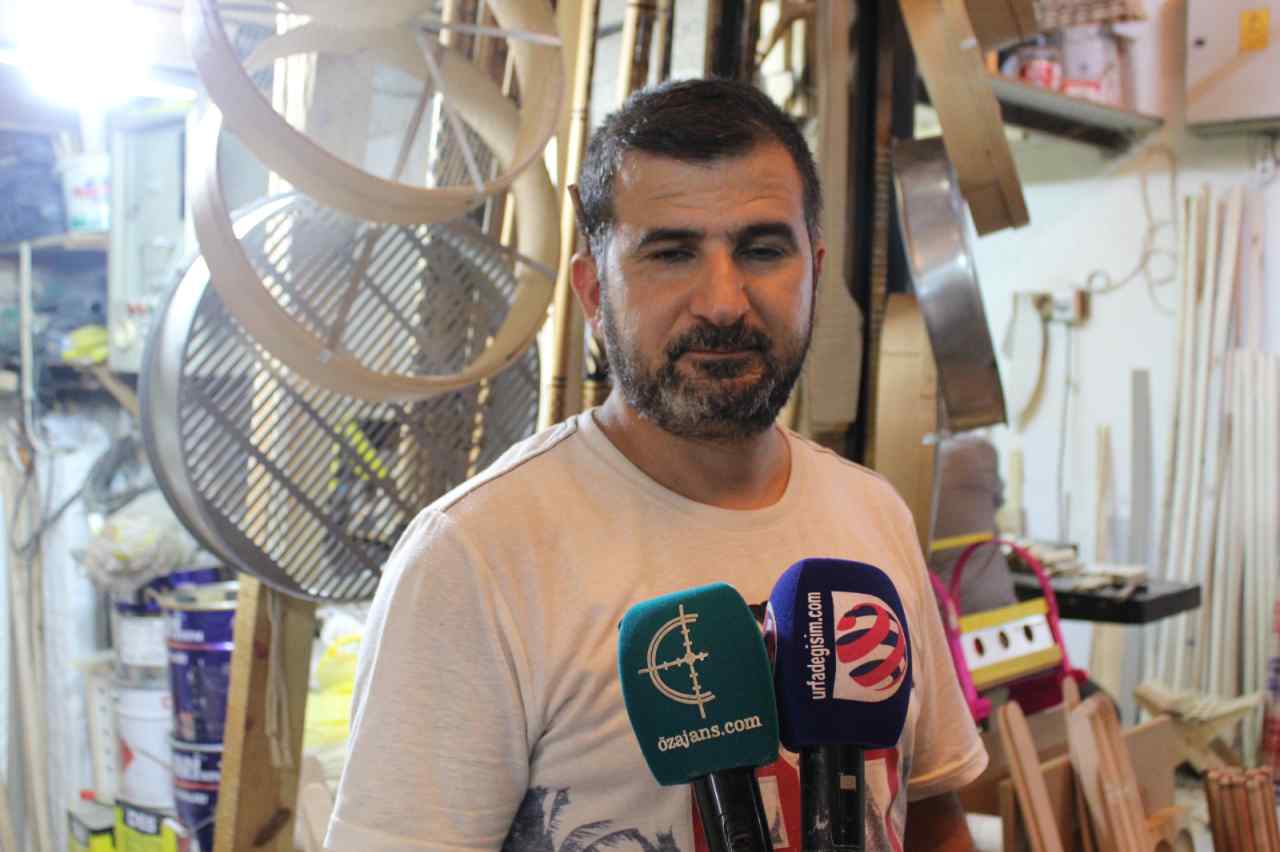 “Usta yetişmiyor”: Urfa’nın tarihi çarşısında el emeği ürünler tehlikede