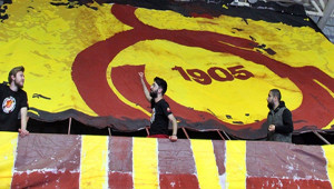 Galatasaray Taraftarından ‘Lise' Tepkisi