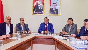 Aksak'ın yardımcıları belirlendi
