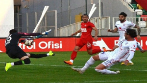 Altınordu 1 - 2  Ümraniyespor