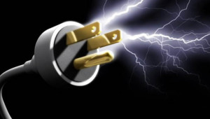 Elektrik akımına kapılarak hayatını kaybetti