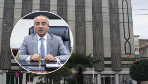 Genel sekreter de görevini bıraktı