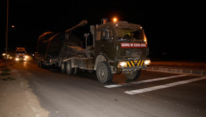 15 araçlık konvoy, Ceylanpınar'a ulaştı