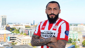 Mitroglou, PSV'nin Formasını Giydi