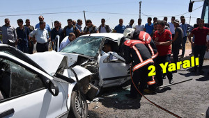 Siverek’te araçlar kafa kafaya çarpıştı