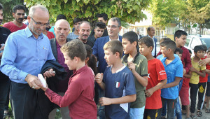 Şehit babalarından çocuklara harçlık