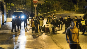Fransa Polisi Paris’teki Göçmen Kampını Boşalttı