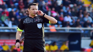 Rumlar itiraz etti, UEFA Özkahya ve ekibini geri çekti!