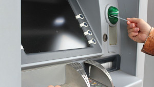 ATM'ler kimlikle para çekme dönemine hazırlanıyor