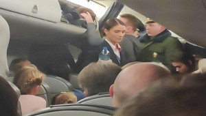 Belarus'ta yolcu uçağı geri çağrıldı