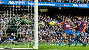 Cenk Tosun, Crystal Palace formasıyla 39.dk golle tanıştı