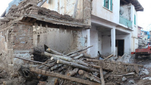 ‘Depremi bir beka sorunu olarak görmeliyiz’