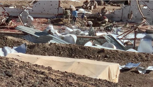 Husiler Yemen’de askeri kampa saldırdı; 79 ölü