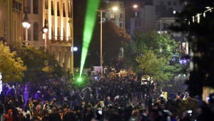 Lübnan’da göstericiler yeni hükümeti protesto etti