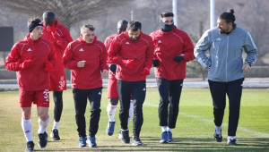 Sivasspor’da eksikler Çalımbay'ı düşündürüyor