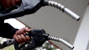 Benzine 10 kuruş indirim