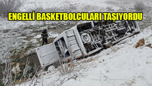 Minibüs şarampole devrildi: 13 yaralı