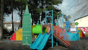 Ceylanpınar’da ticarethaneler ve parklar kapatıldı