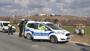 Otomobil takla attı, kayınvalide öldü, gelin ağır yaralı