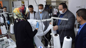 Viranşehir’de tulum ve maske üretimi