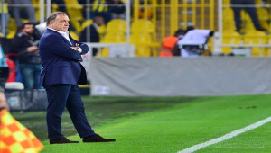 Feyenoord, Advocaat ile sözleşme uzattı
