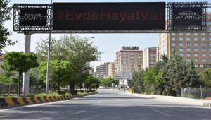 Cadde ve sokaklarda sessizlik hakim