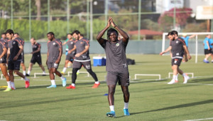 Alanyasporlu N’Sakala Göztepe’de yok