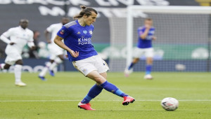 Çağlar Söyüncü: "Premier Lig'de ülkemi temsil ediyorum"