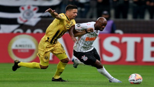Corinthians, Vagner Love'ın sözleşmesini feshetti