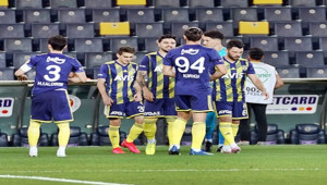Fenerbahçe, sezonu Rizespor karşısında kapatıyor
