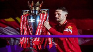 Henderson yılın futbolcusu seçildi