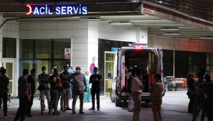 Pervari’de iki özel harekat polisi şehit oldu