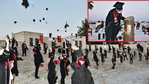 Tıp Fakültesi’nde sosyal mesafeli mezuniyet töreni
