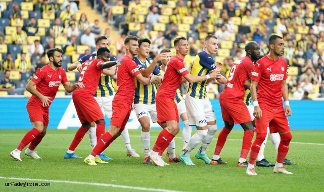 Fenerbahçe, Sivasspor karşısında kayıp!