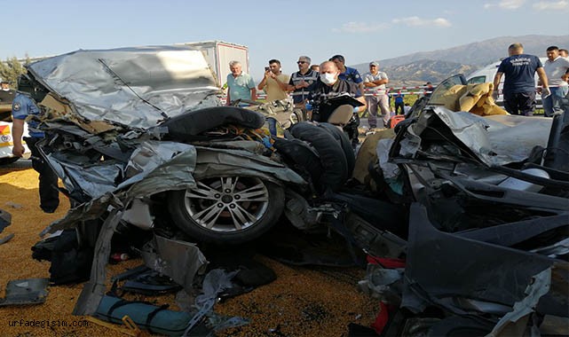 Katliam gibi kazada 3 kişi hayatını kaybetti