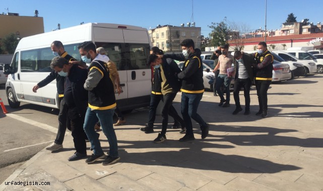 İnternet üzerinden otomobil satanı dolandırdılar