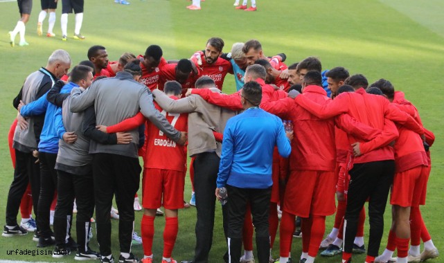 Sivasspor’da, 2 futbolcu ceza sınırında!