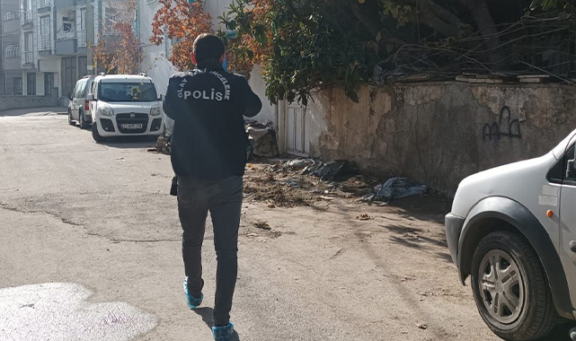 Uzman çavuşun evine giren hırsız tabanca çaldı!