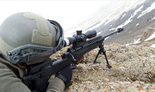 10 PKK/YPG'li terörist etkisiz hale getirildi