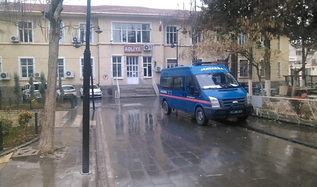 Bıçaklı kavga; 1 ağır yaralı