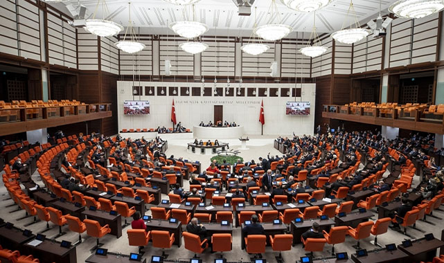 Ek zammı içeren kanun teklifi yasalaştı!