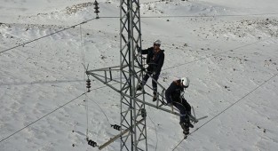 Elektrik arıza ekipleri yoğun mesaide!