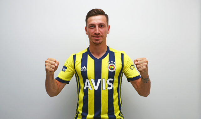 Fenerbahçe’ye Mert Hakan Yandaş şoku!