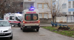 Karbonmonoksit gazından 3 kişi zehirlendi