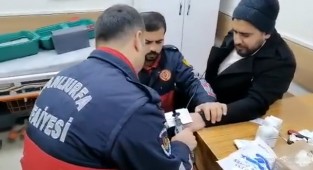 Parmağa sıkışan yüzüğü itfaiye çıkardı!