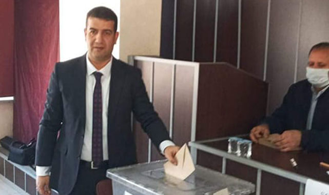 Selahattin Tokmak yeniden başkan seçildi