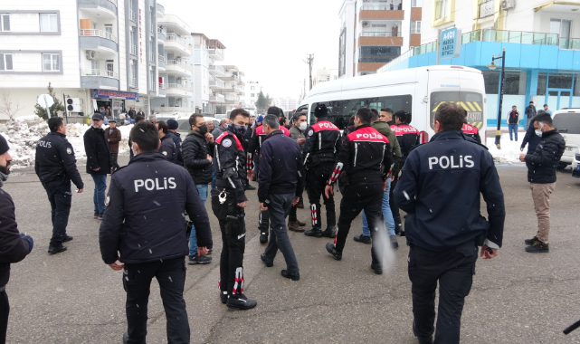 Yol verme kavgası; 6 gözaltı   