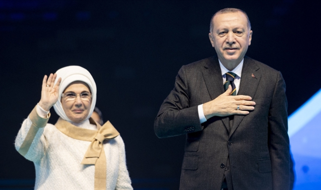 Cumhurbaşkanı Erdoğan ve eşi Emine Erdoğan koronavirüse yakalandı