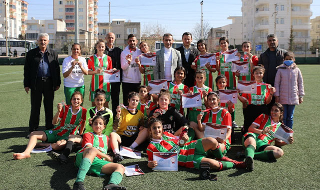 Futbol yarı final maçları sona erdi