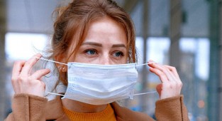 Maskeleri ne zaman çıkaracağız? Bakan'dan açıklama geldi